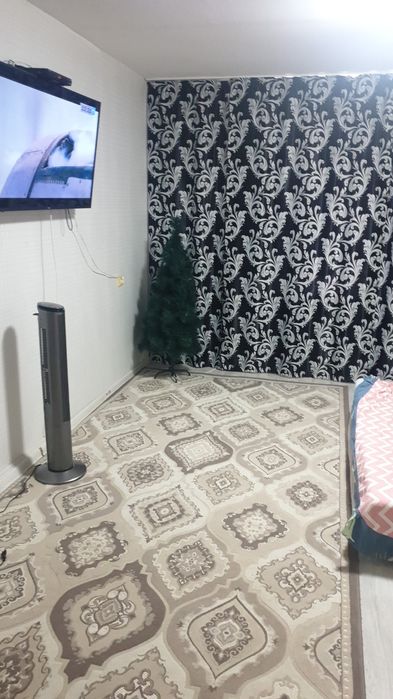 Продам ковёр бежевый