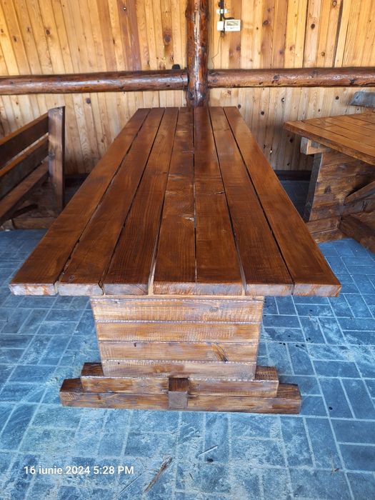 Mese +banci lemn brad