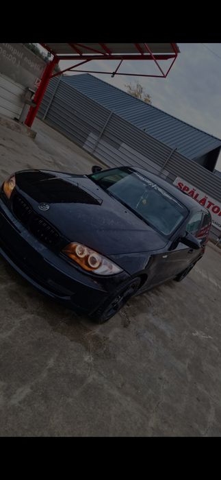 Vând sau schimb BMW 118D