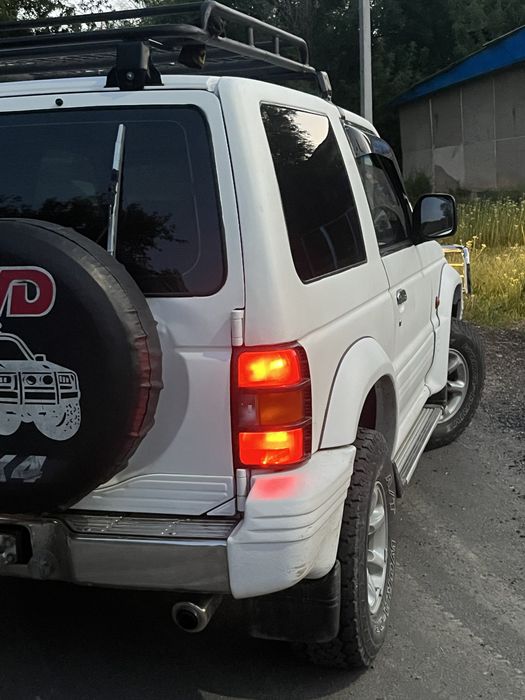 Mitsubishi pajero паджеро