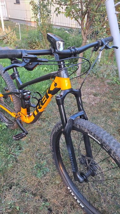 Bicicleta full suspension Trek Fuel ex 5