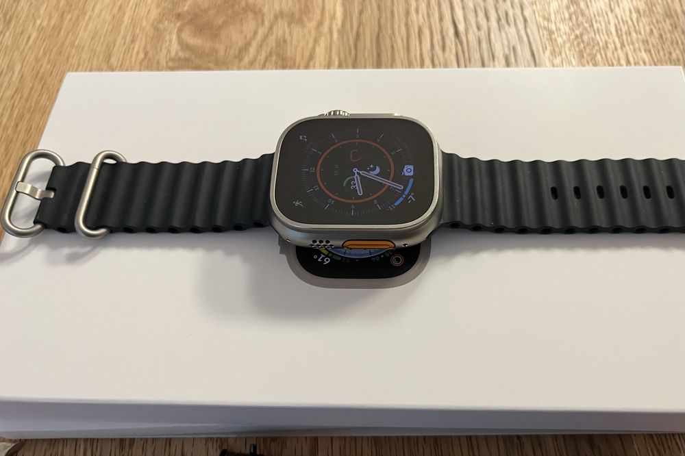 Ceas Apple watch ultra " smartwatch "
