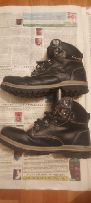 ПРОДАМ детские ботинки в очень хорошем состоянии.