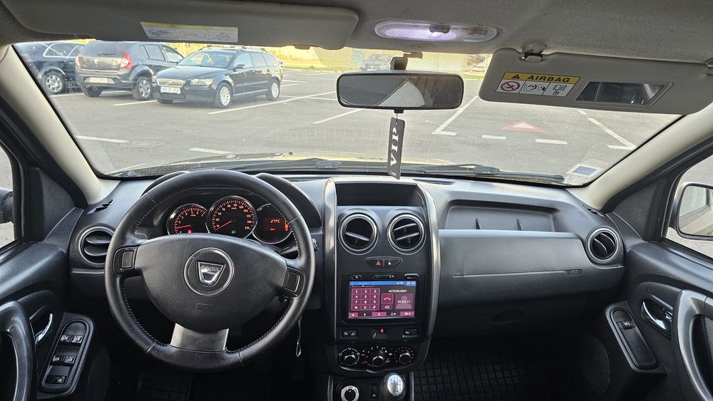 Dacia duster 1.5d 110cp. 4x4 prestige