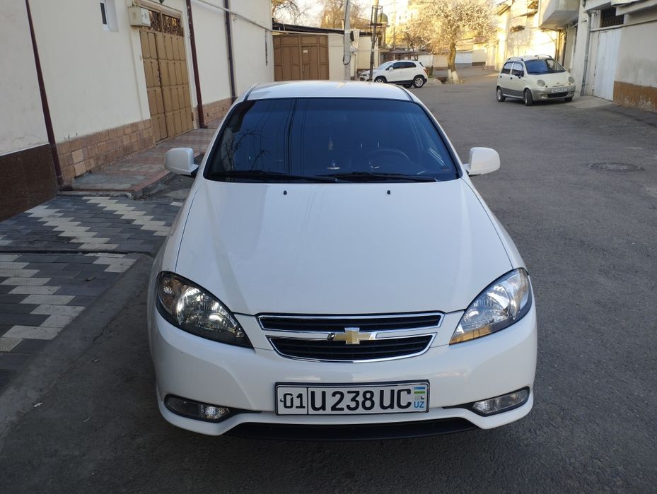 Gentra машинаси сотилади