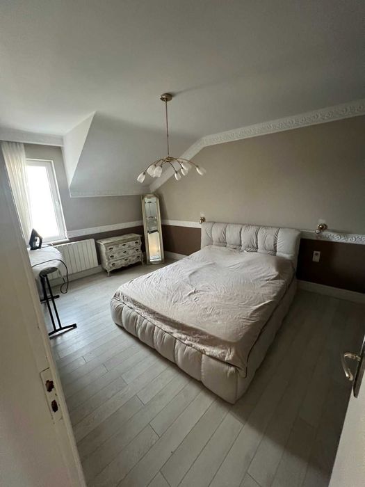 Продава се Тристаен апартамент в Пловдив, Младежки Хълм - 100 кв.м за 1163 €/кв.м - Снимка #4