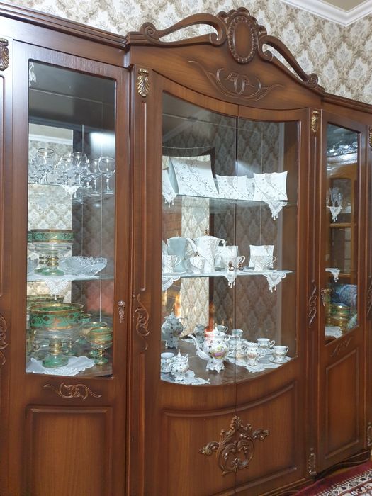 Стенка для гостевой