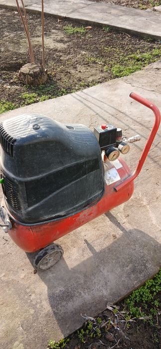 Компрессор сотилади