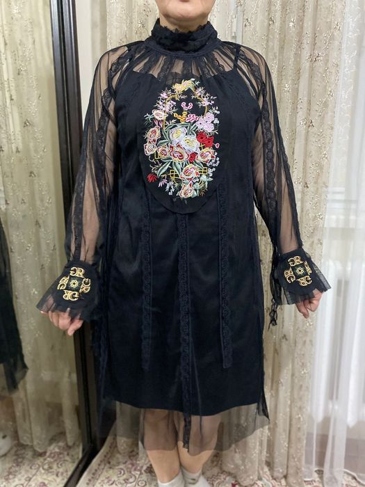 Продам платья б/у