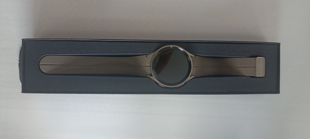 Продам часы Galaxy Watch 5 pro