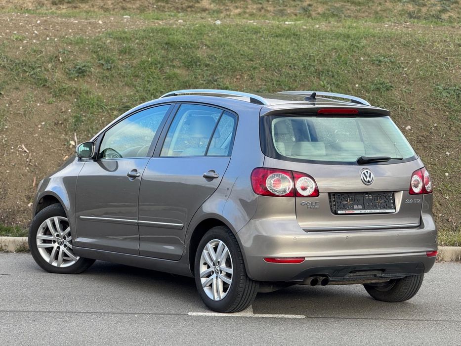 Golf 6 Plus/ Automat/ 2.0 diesel/ Bi-xenon