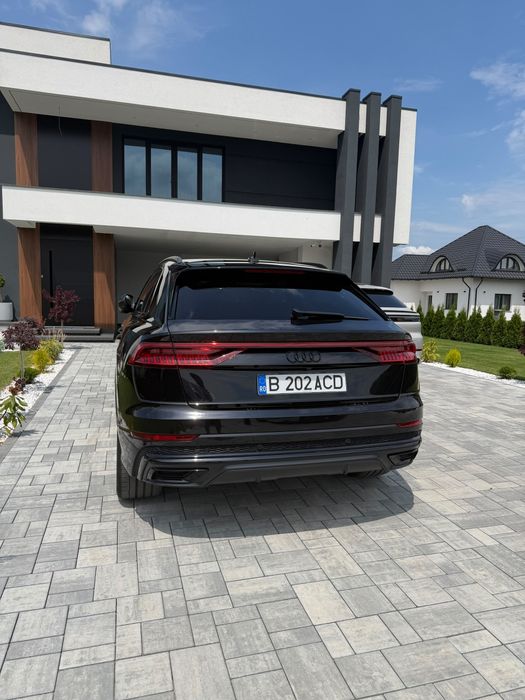 Audi Q8 60 TFSIe Quattro 462 CP | TVA Deductibil | Garantie Extinsa| Predare Leasing