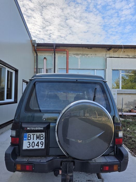 Джип Mitsubishi Pajero