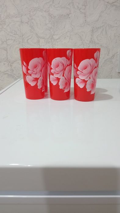 Срочно продам тортницу 2000!!