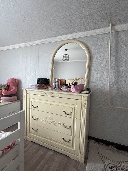 Продам спальный гарнитур!