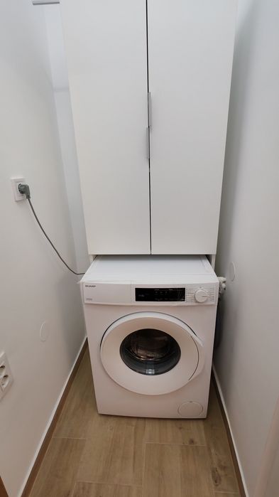 Apartament proaspăt renovat de inchiriat