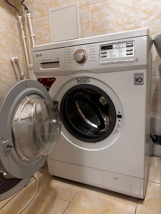 Продам стиральную машину