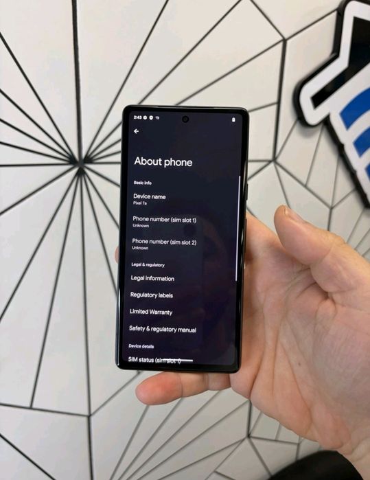 Husa Pixel 7a stare foarte bună Android 17