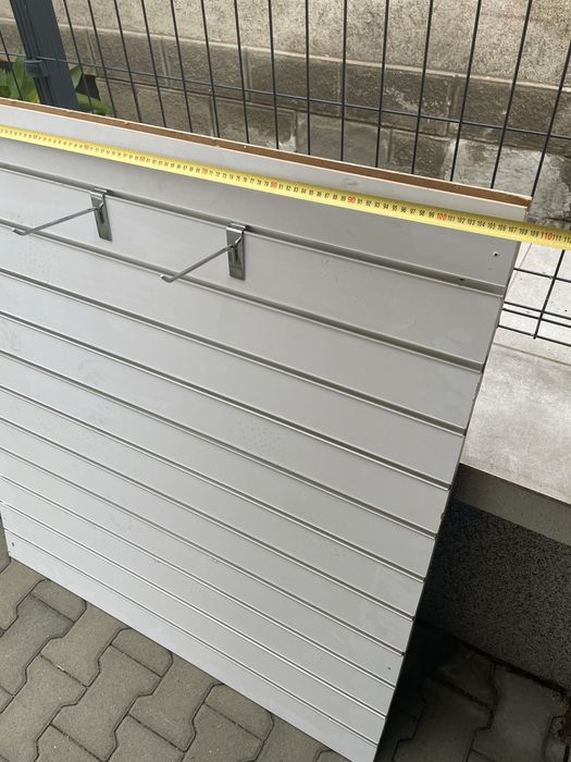 Продавам стенно пано за куки