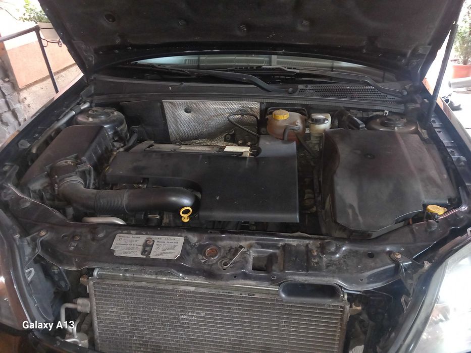 Masina Opel Vectra 2003