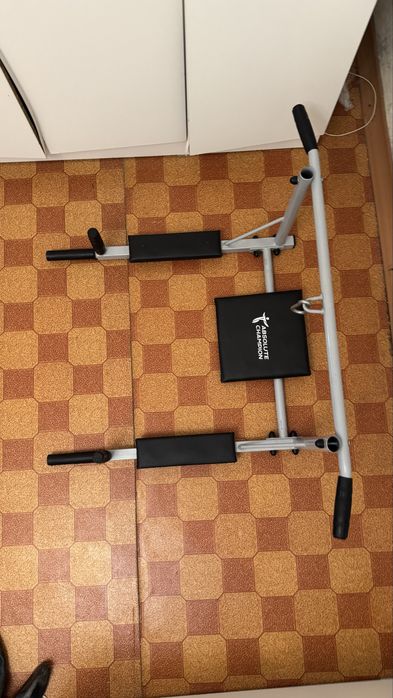 Продам турник в отличном состоянии