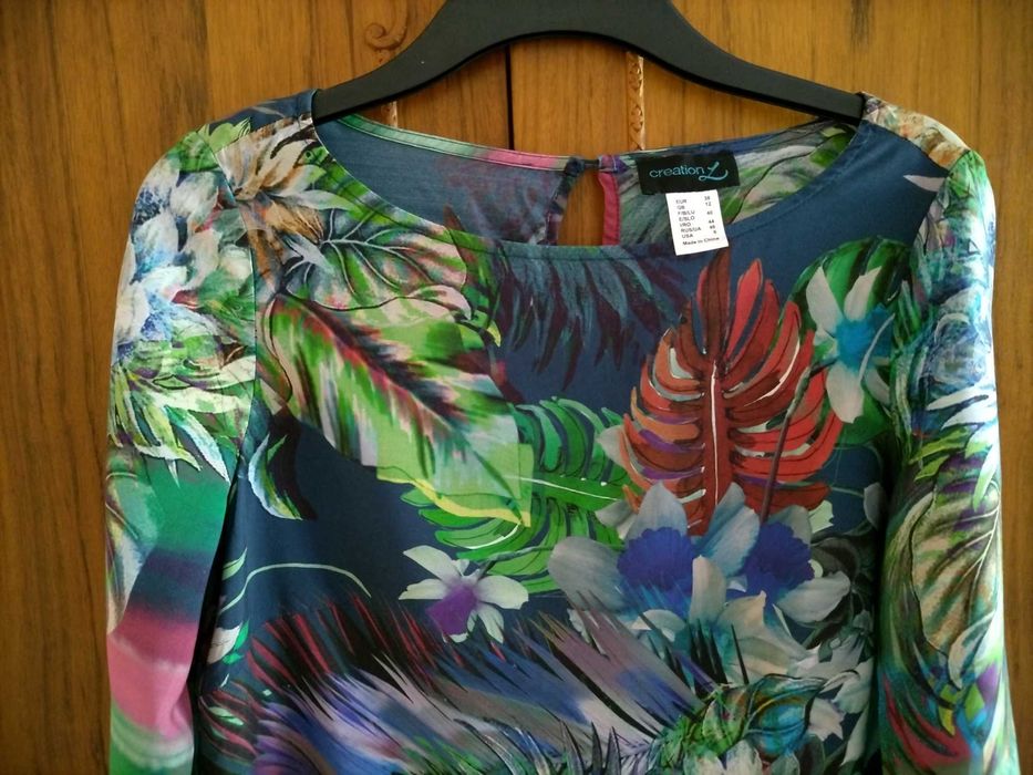 Bluza Creation L, matase si vascoza, noua, mar S-36/38, model floral