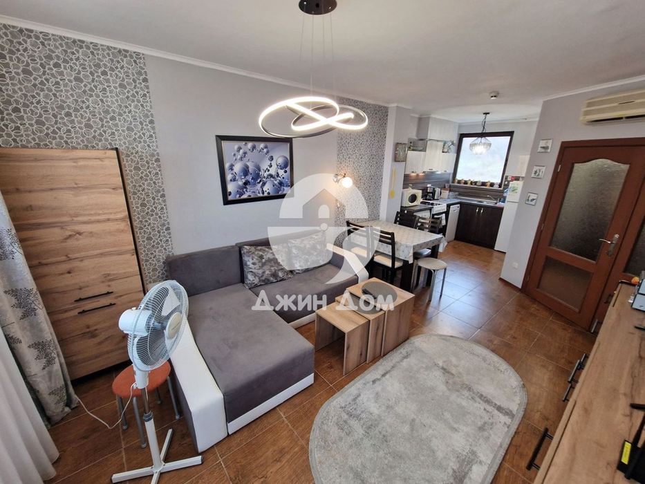 Продава се Двустаен апартамент в с. Кошарица, Област Бургас - 65 кв.м за 667 €/кв.м - Снимка #2