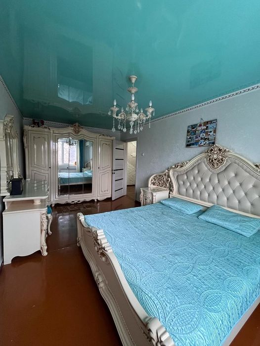 3 комнатную квартира