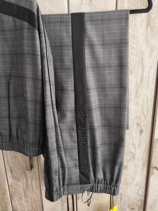 Сет на Twinset, чисто нов,размер ХS