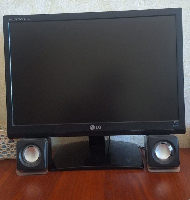 Настольный компьютер полный комплект