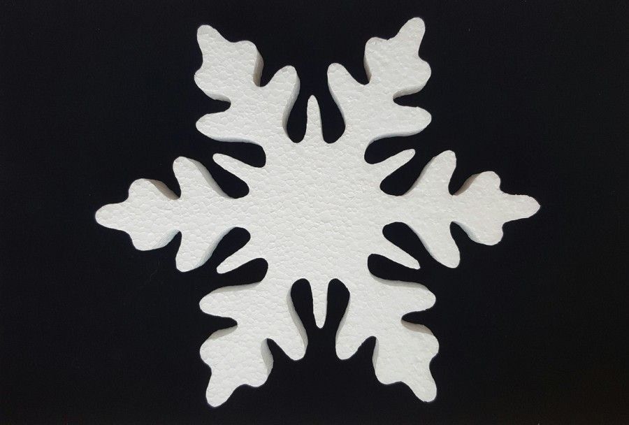 Новогодний декор, снежинки из пенопласта