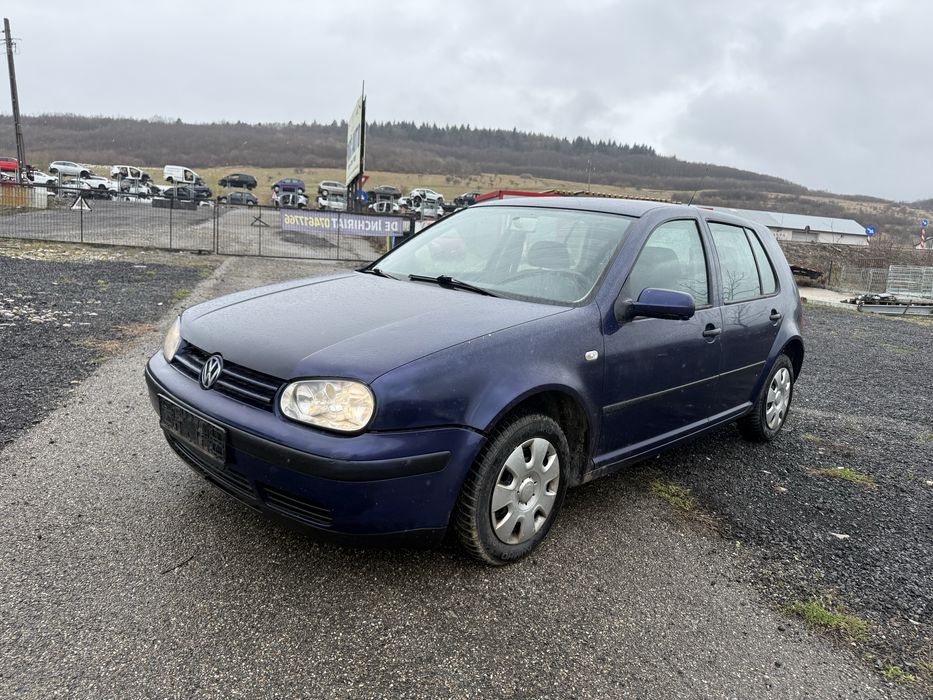 Far Volkswagen Golf IV an 2002 motor 1.4benzina  cod motor BCA