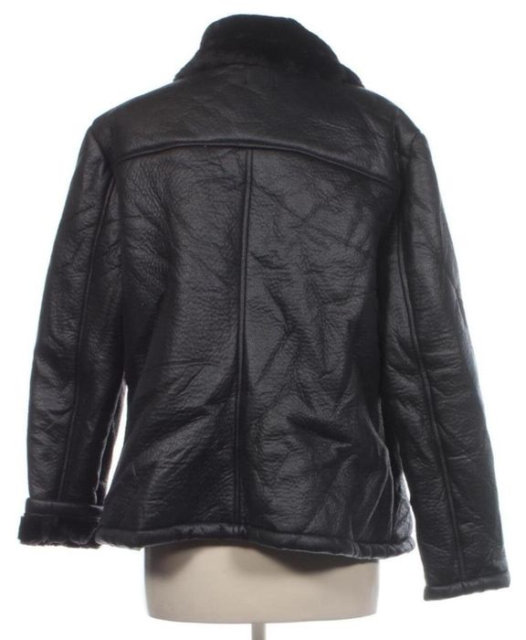 Дебело зимно яке в черно с пухкава подплата еко кожа