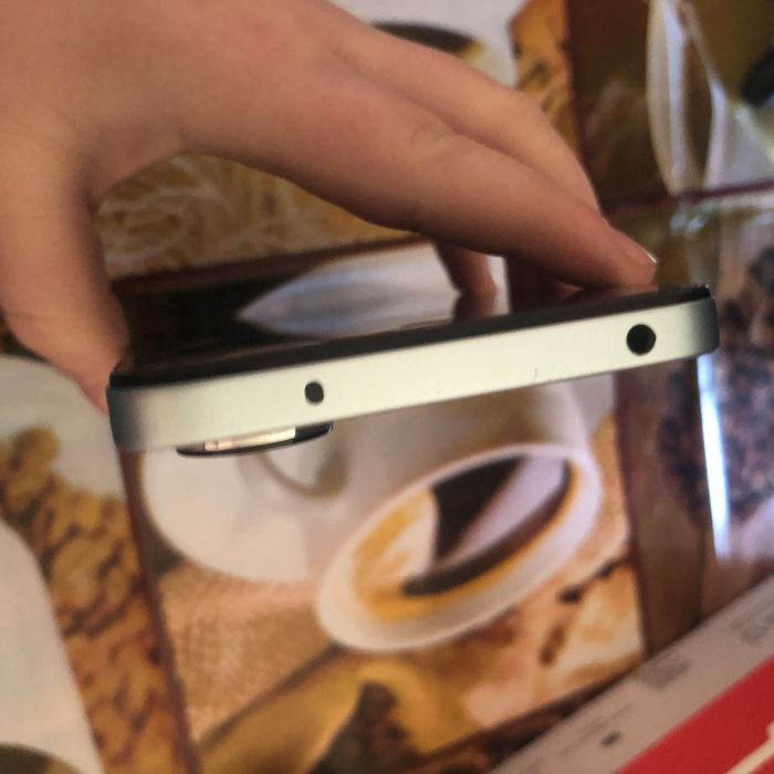 Elado egy Xiami redmi 13 note telefon