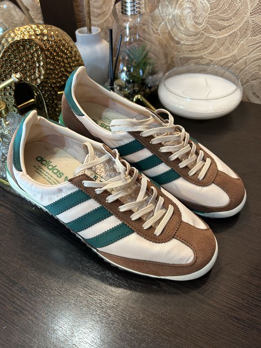 Кроссовки Adidas