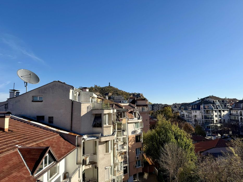 Дава се под наем Двустаен апартамент в Пловдив, Център - 50 кв.м за 306 € - Снимка #8