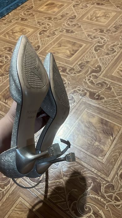 Туфли josiny серебристые