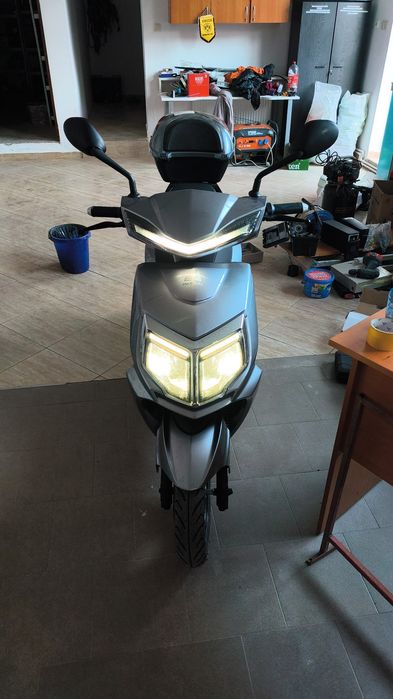 Scuter electric fara permis