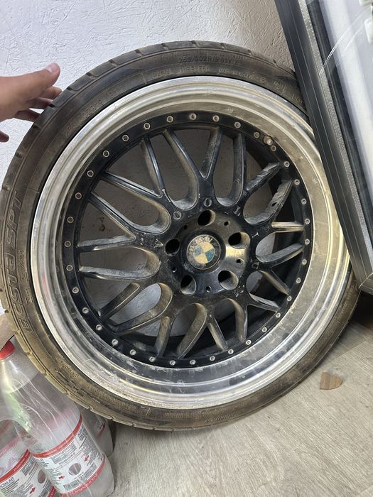 BMW диски есть 4 штуки общий 100000