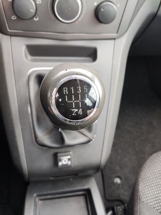 Опел Зафира Б 1.6