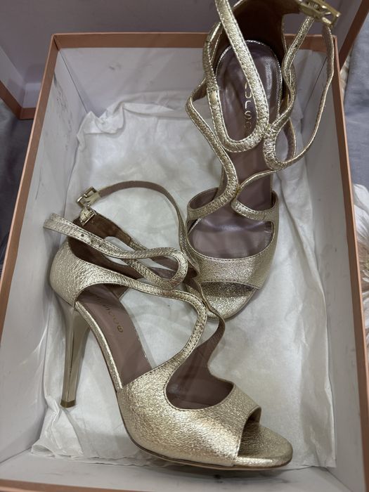 Туфли и босоножки бренда нурсач, полетто