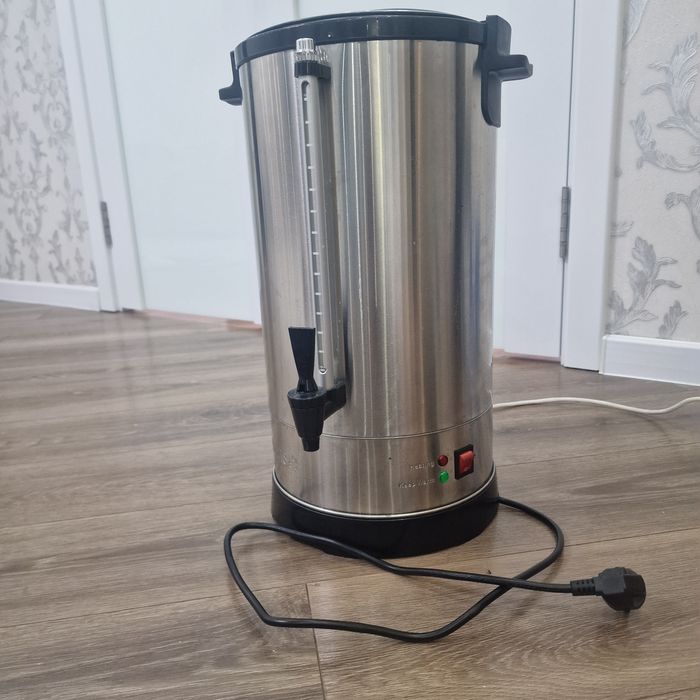 Продам термопот на 20 л