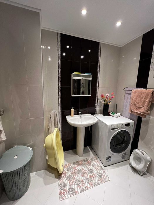 Продава се Тристаен апартамент в София, Витоша - 80 кв.м за 797 €/кв.м - Снимка #9