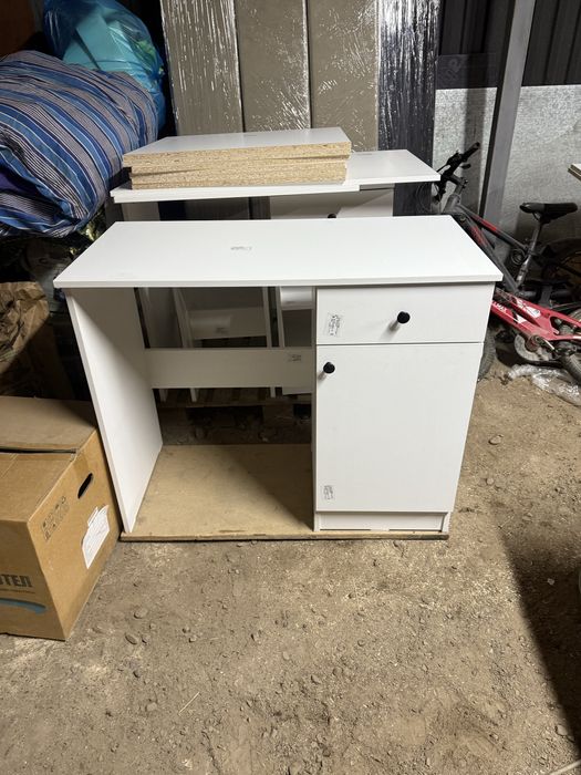 Стелажы для магазинов