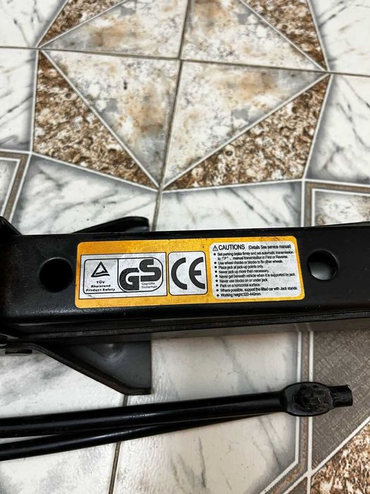 Домкрат ромбовидный, 2Т