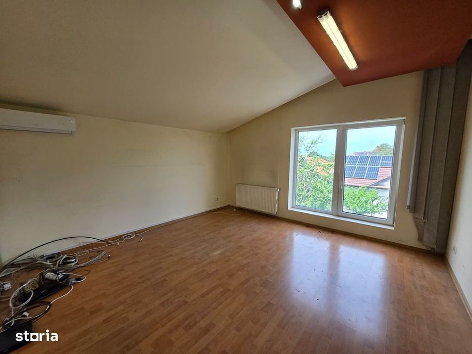 Cladire moderna 14 camere, 4baii, 10 locuri de parcare, Mehala