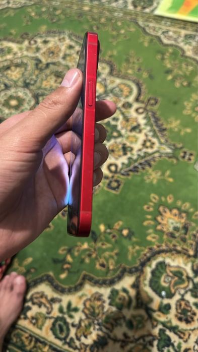 Айфон 13 128 гб.