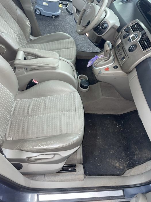 Curatare, spalare canapele, saltele la domiciliu Piatra-Neamt