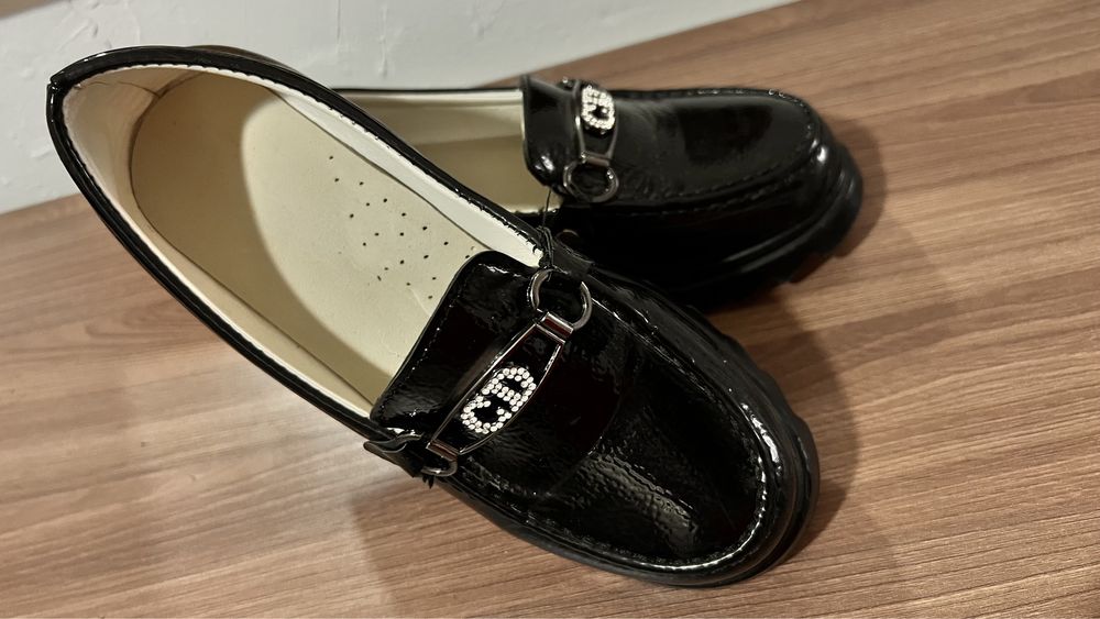 Обувь школьная обувь