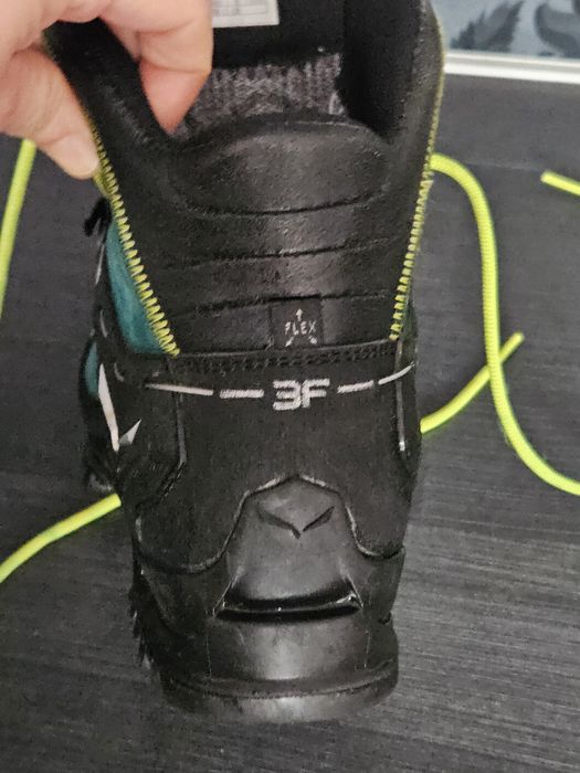 Bocanci trekking dama Salewa Rapace GTX